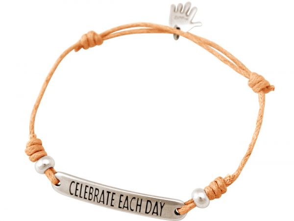 Gemshine - Damen - Armband - Gravur - CELEBRATE EACH DAY - Silber - Hellkoralle - Rose – Bild 3