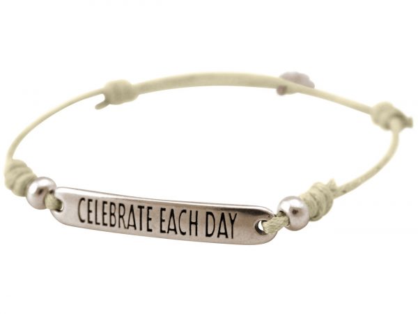 Gemshine - Damen - Armband - Gravur - CELEBRATE EACH DAY - Silber - Nude