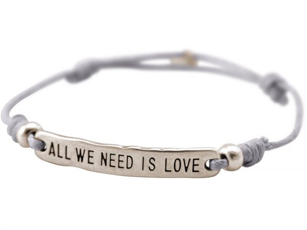 Gemshine - Damen - Armband - Gravur - ALL WE NEED IS LOVE - Silber - Nude